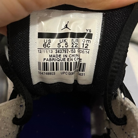 Jordan sneakers - Picture 4 of 4